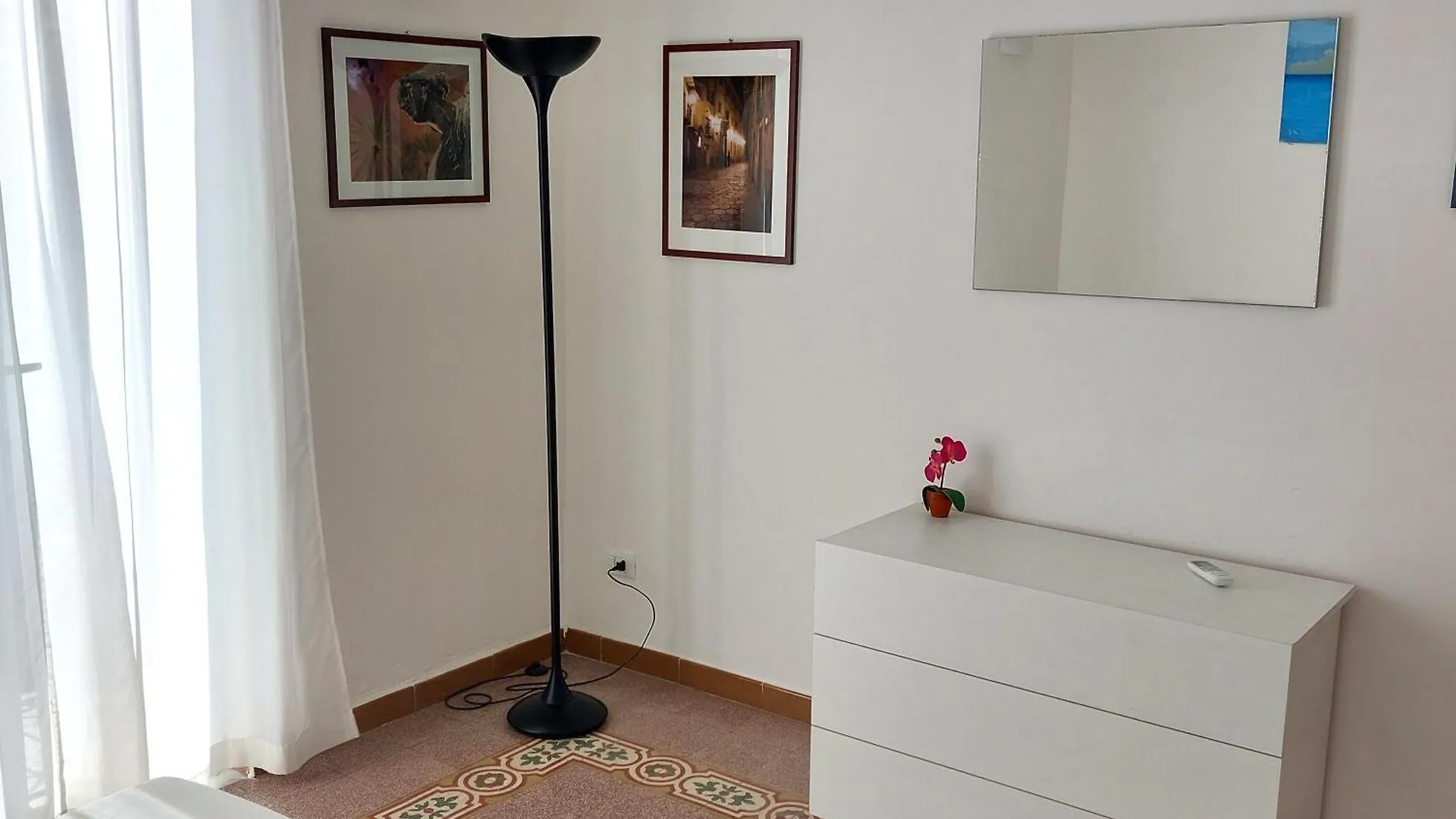 Lovely Apartment In The City Centre Palermo