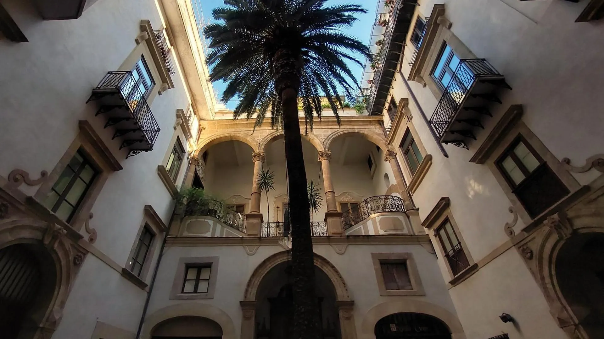 Lovely Apartment In The City Centre Palermo 0*,  Italia